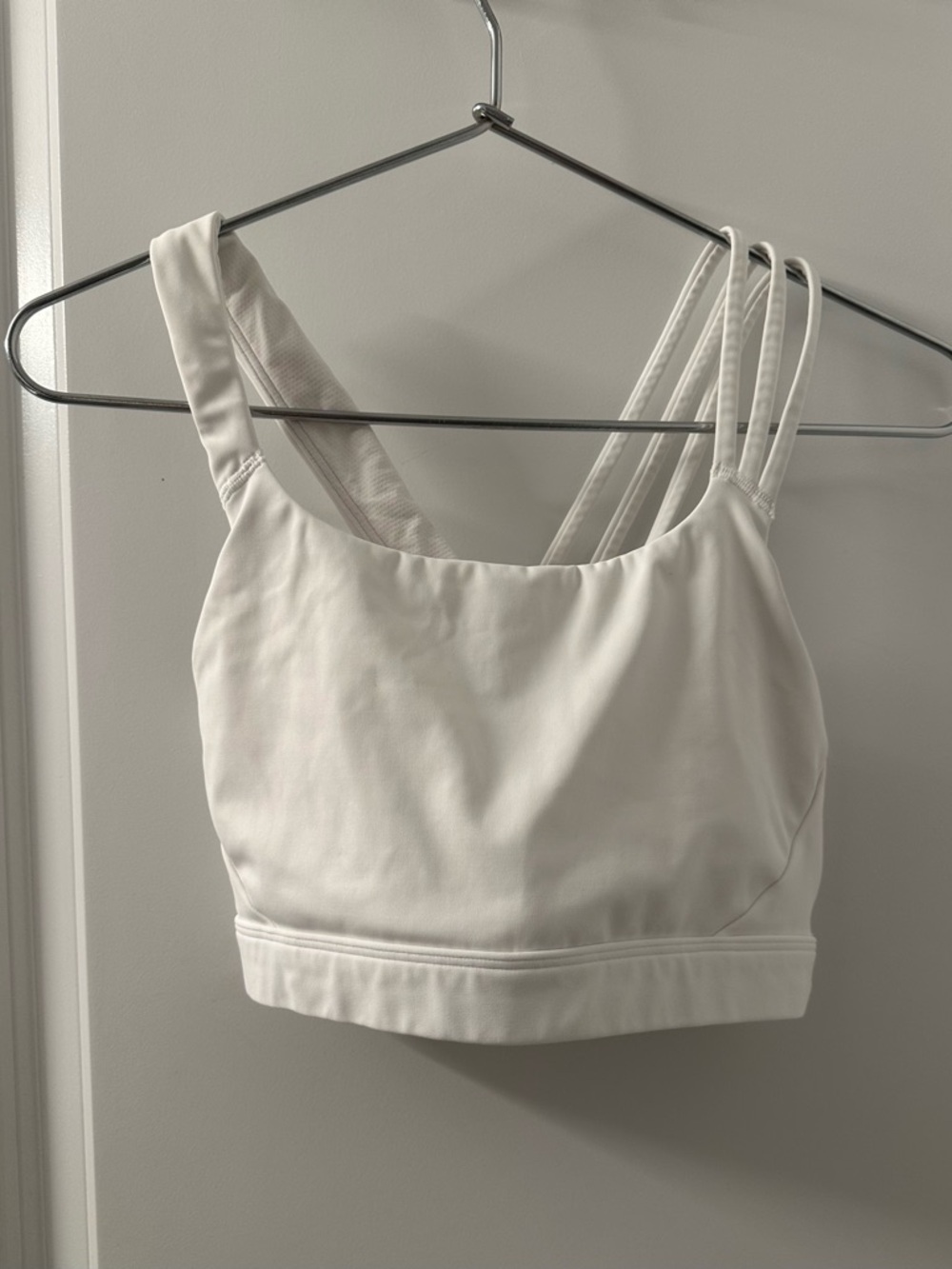 Athleta Train Free Sports Bra A-C | White | M